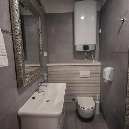 بيت ضيافة With Wifi - 25332 سبليت
